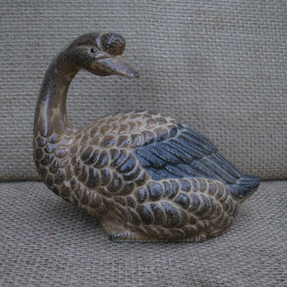 Vintage Japan Porcelain Geese Figurine Set of 2 - Picture 8 of 16